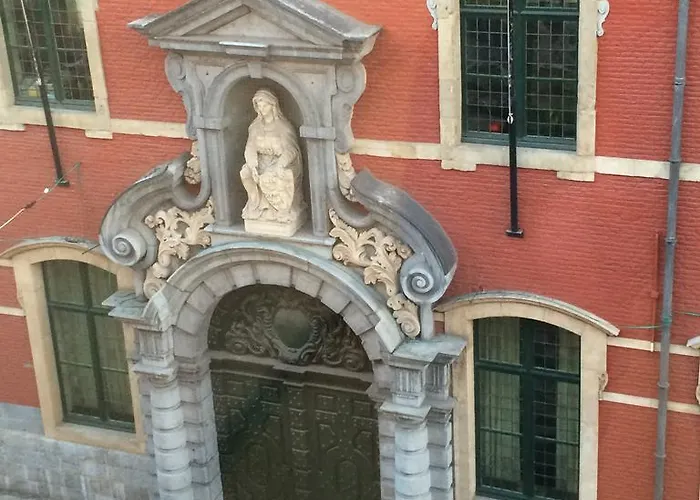 Les Foulons - Downtown Apartment