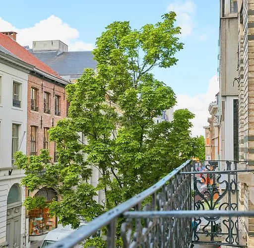 Les Foulons - Downtown