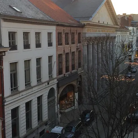 Les Foulons - Downtown *